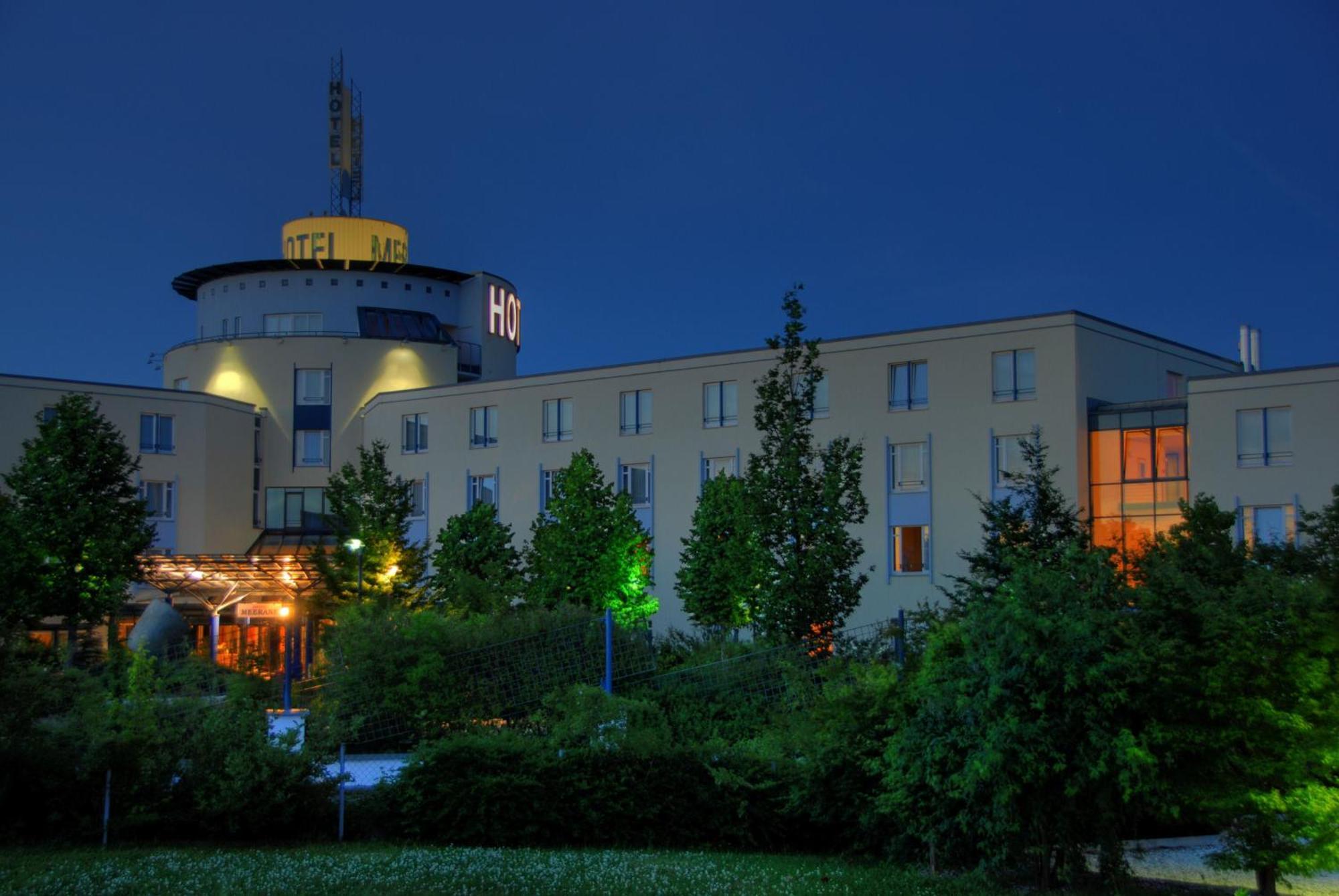 Hotel Meerane Exterior photo